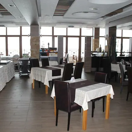 Appartamento Lux Milmari Reko E4