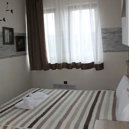 Lux Milmari Reko E4 *