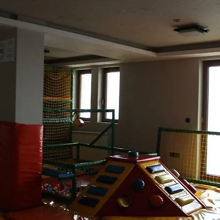 Lux Milmari Reko E4 * Kopaonik